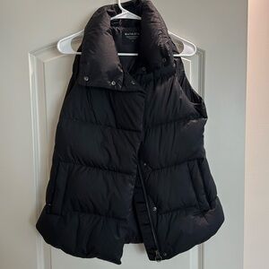 Athleta Downtown Puffer Vest
